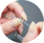 ゴムとワイヤー