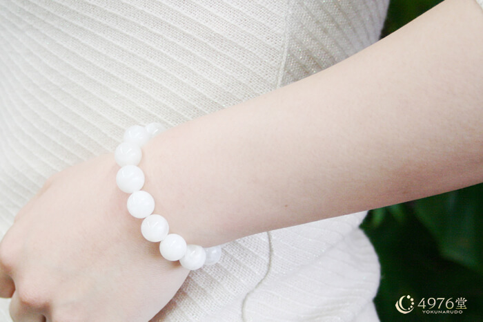 ブルームーンストーンブレスレット（ペリステライト）12mm