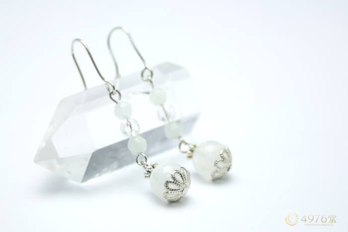 ブルームーンストーン カレン パワーストーンピアス