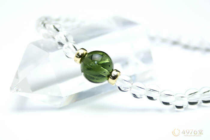 モルダバイト パワーストーンブレスレット ワンポイント