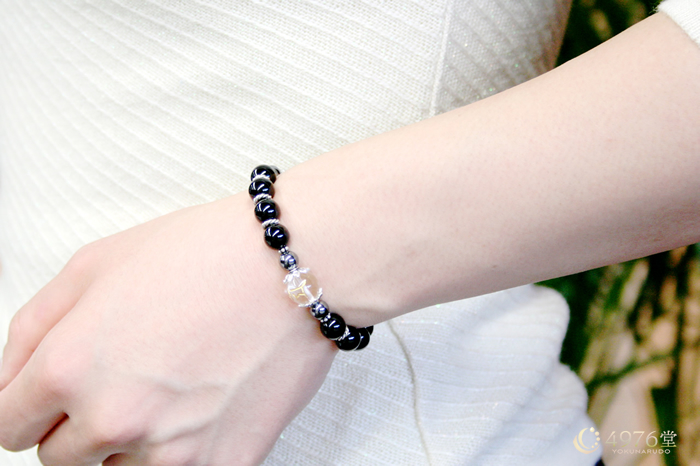 魔よけ 厄除け オニキス Aメタル3ポイント 梵字マン（卯） ブレスレット