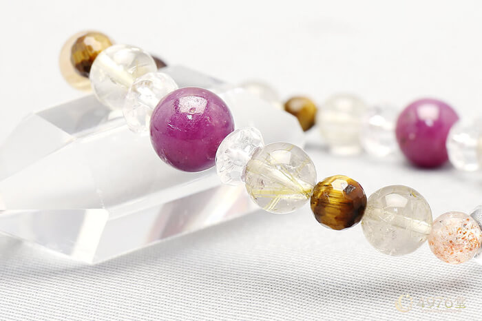 ルビー・ルチルクォーツ・タイガーアイ ブレスレット