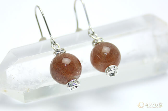 サンストーン・10mm パワーストーンピアス