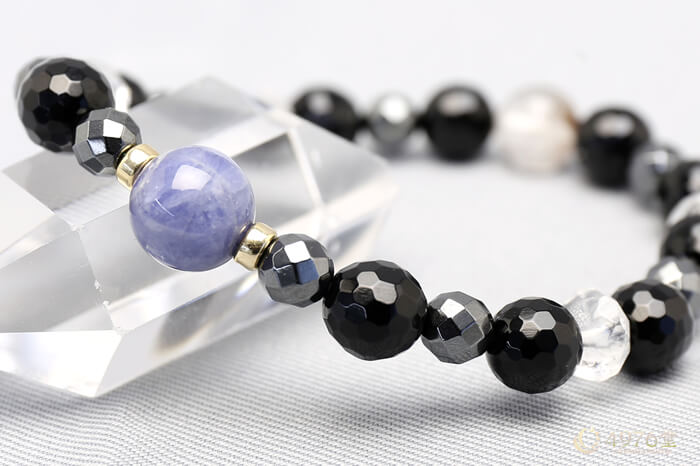 タンザナイト・プラチナルチル・オニキス ブレスレット