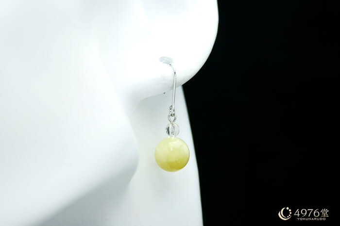 イエローコモンオパール・シンプル パワーストーンピアス